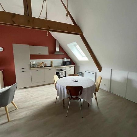 Appartement Cosy Centre Ville Авранш Екстериор снимка